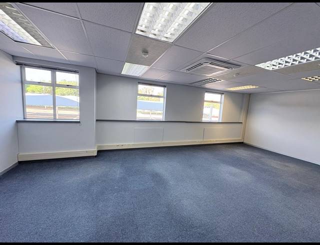 2,428M² OFFICE TO LET IN RANDJESPARK